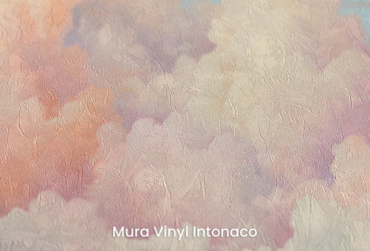 Zbliżenie na artystyczną fototapetę o nazwie Cotton Candy Skies na podłożu Mura Vinyl Intonaco - struktura tartego tynku.