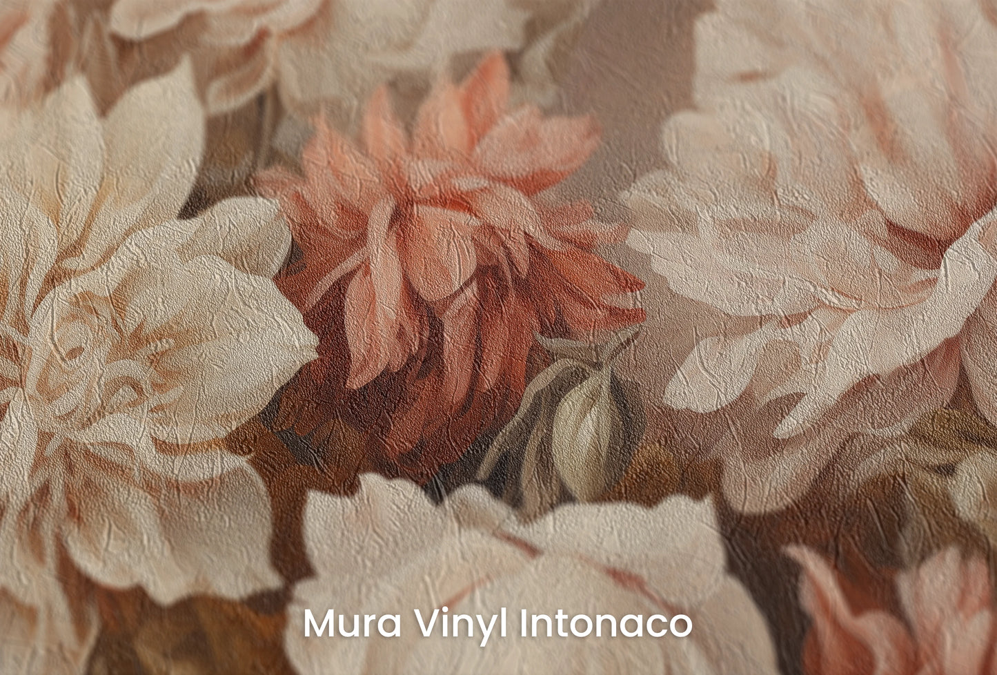 Zbliżenie na artystyczną fototapetę o nazwie Vintage Rose Ensemble na podłożu Mura Vinyl Intonaco - struktura tartego tynku.
