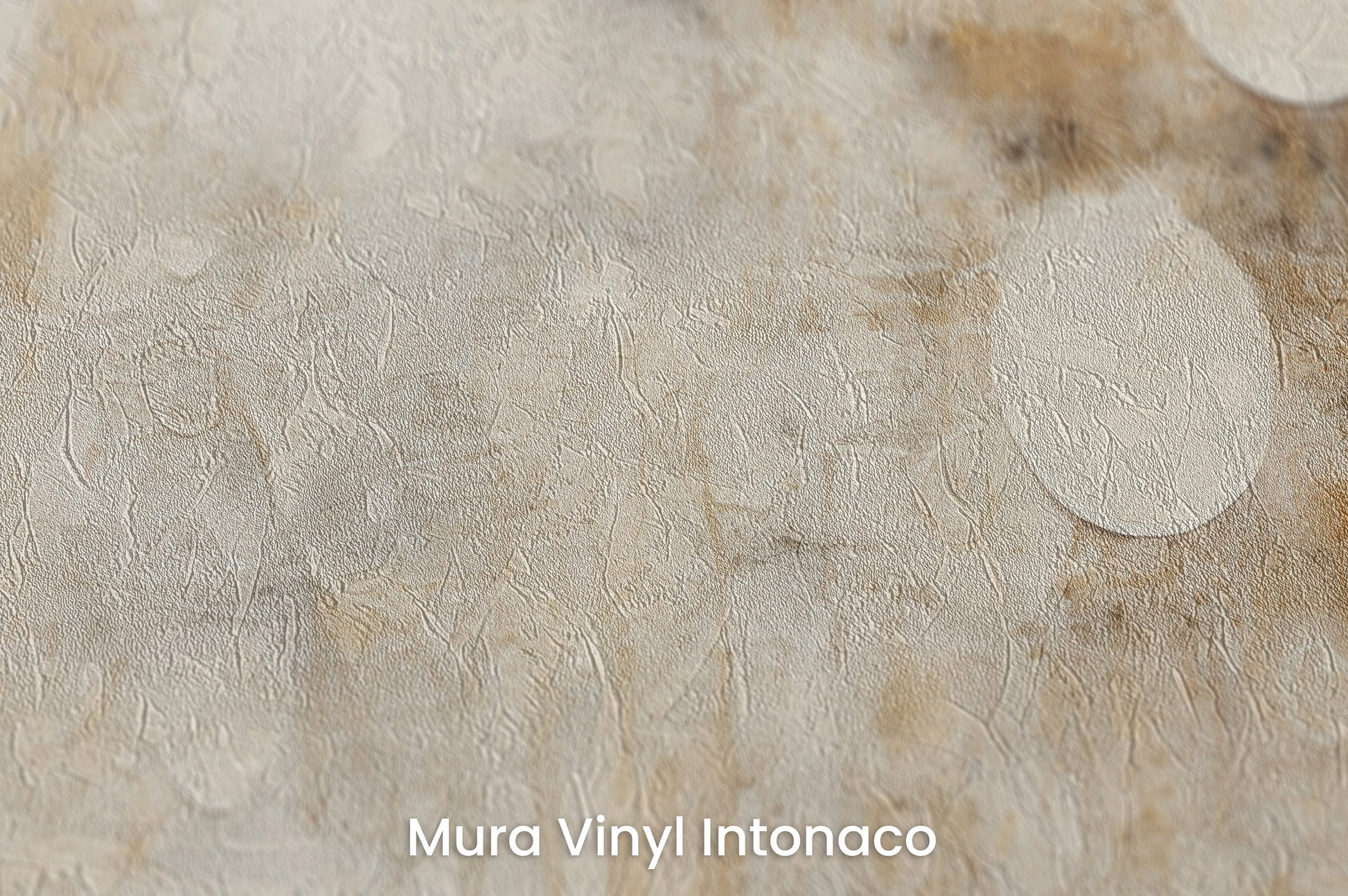 Zbliżenie na artystyczną fototapetę o nazwie COSMIC DANCE IN CREAM na podłożu Mura Vinyl Intonaco - struktura tartego tynku.