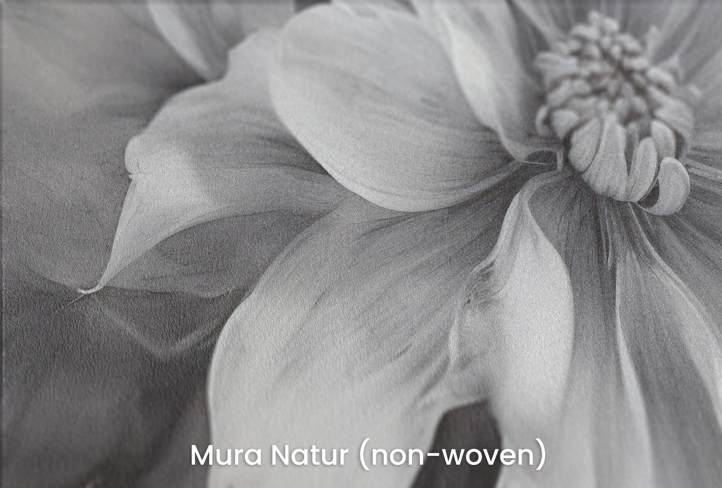 Zbliżenie na artystyczną fototapetę o nazwie NOIR FLORALE na podłożu Mura Natur (non-woven) - naturalne i ekologiczne podłoże.