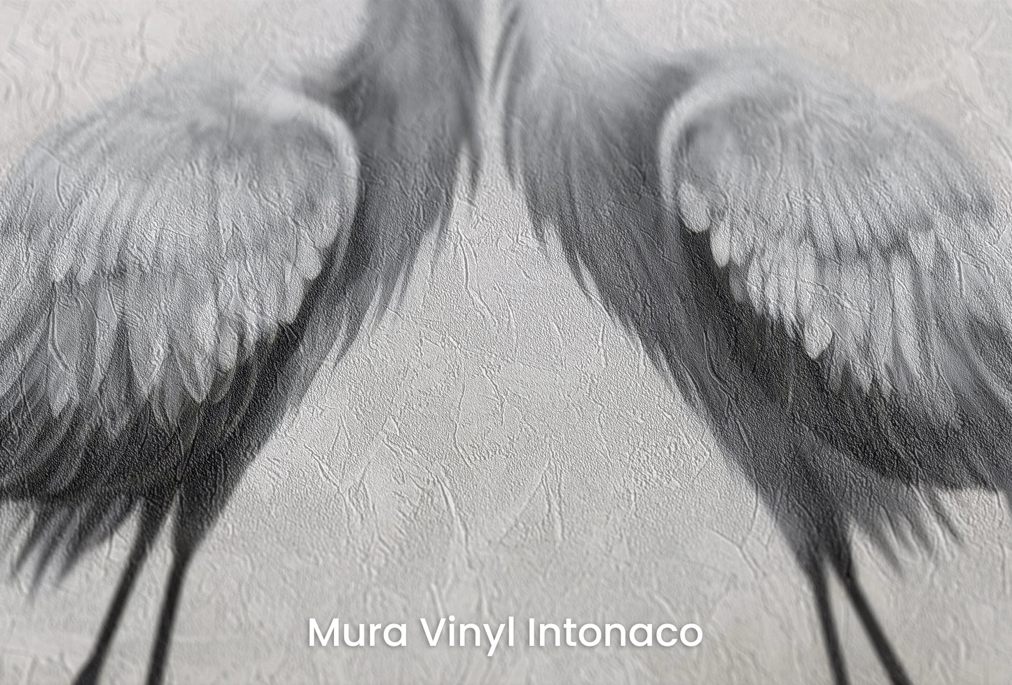 Zbliżenie na artystyczną fototapetę o nazwie Gentle Embrace #2 na podłożu Mura Vinyl Intonaco - struktura tartego tynku.