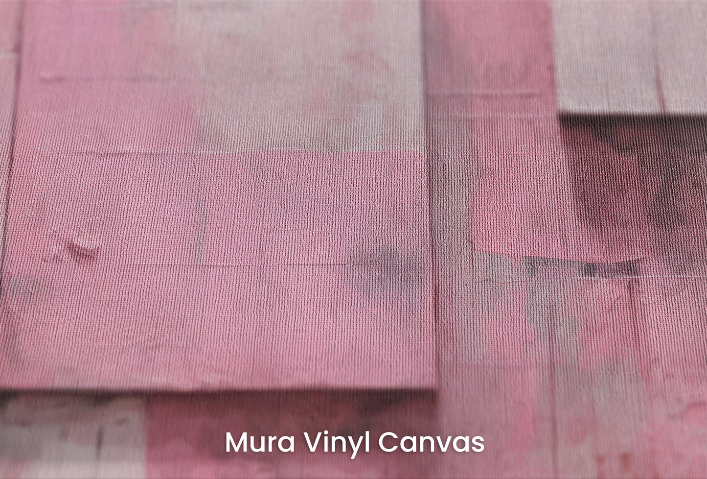 Zbliżenie na artystyczną fototapetę o nazwie Pink Bricks na podłożu Mura Vinyl Canvas - faktura naturalnego płótna.