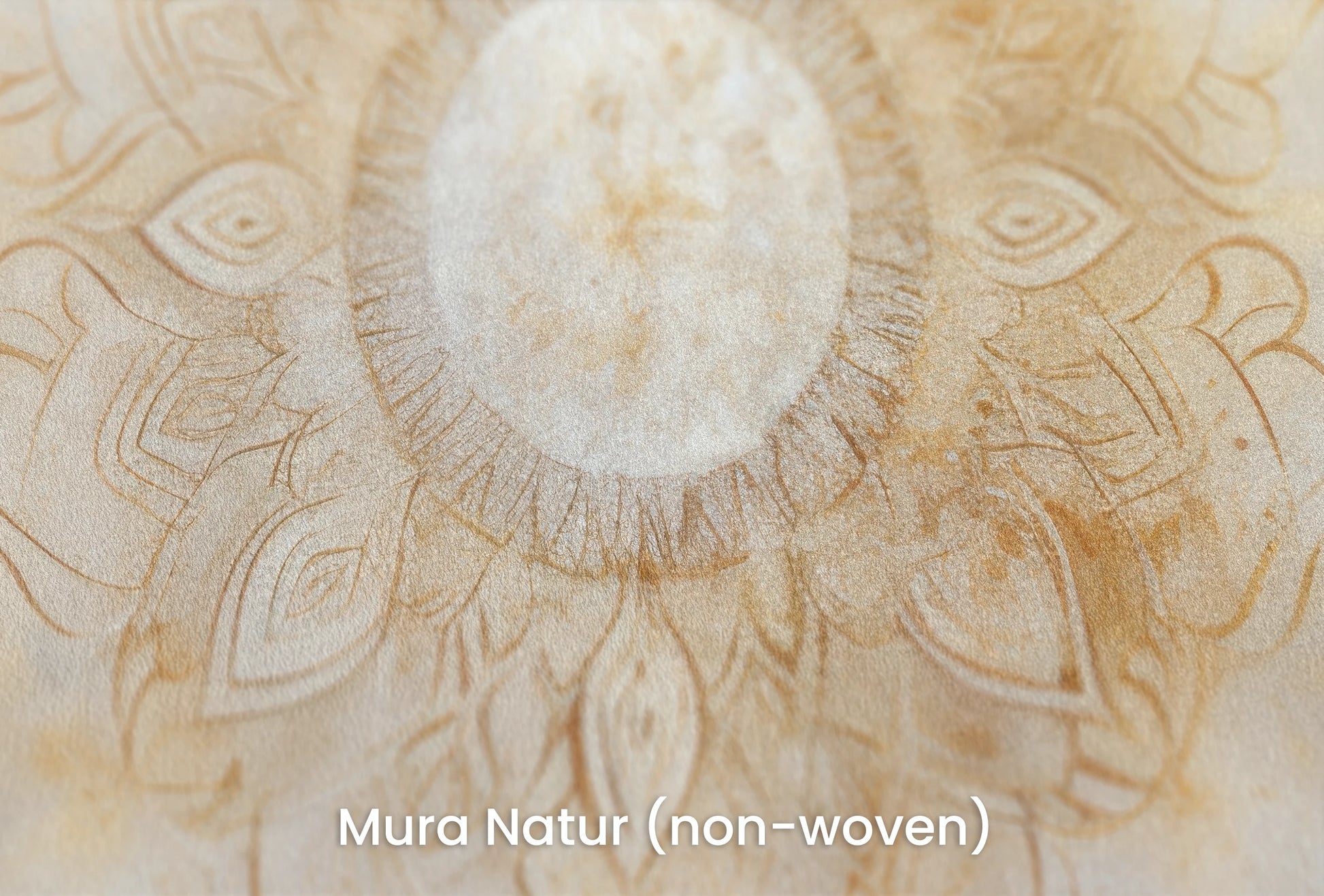 Zbliżenie na artystyczną fototapetę o nazwie Golden Radiance na podłożu Mura Natur (non-woven) - naturalne i ekologiczne podłoże.