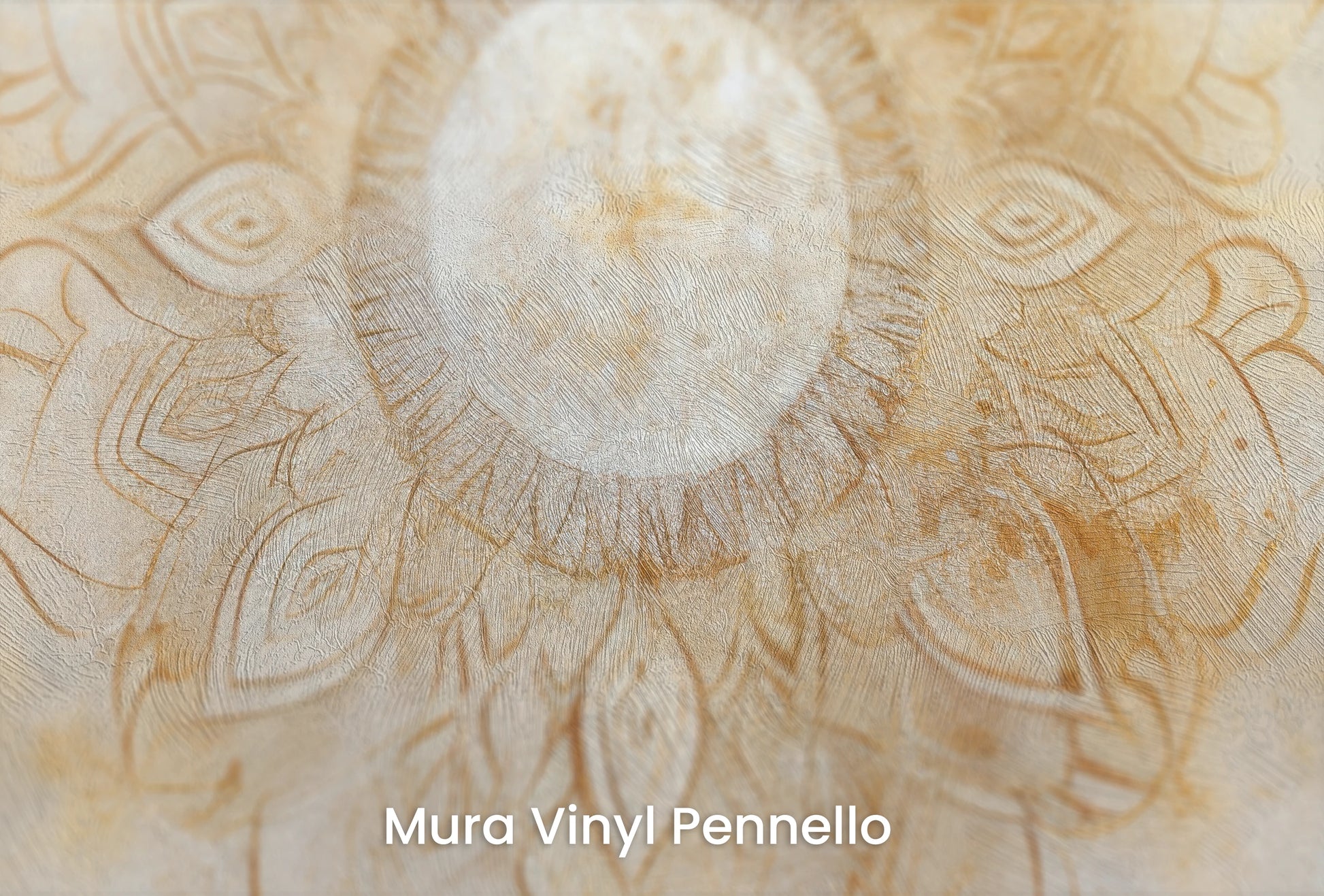 Zbliżenie na artystyczną fototapetę o nazwie Golden Radiance na podłożu Mura Vinyl Pennello - faktura pociągnięć pędzla malarskiego.
