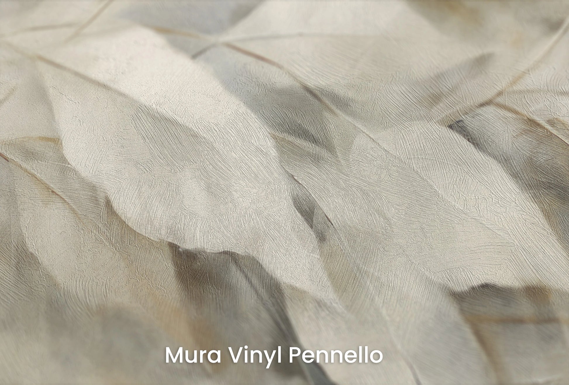 Zbliżenie na artystyczną fototapetę o nazwie Silver Serenity na podłożu Mura Vinyl Pennello - faktura pociągnięć pędzla malarskiego.