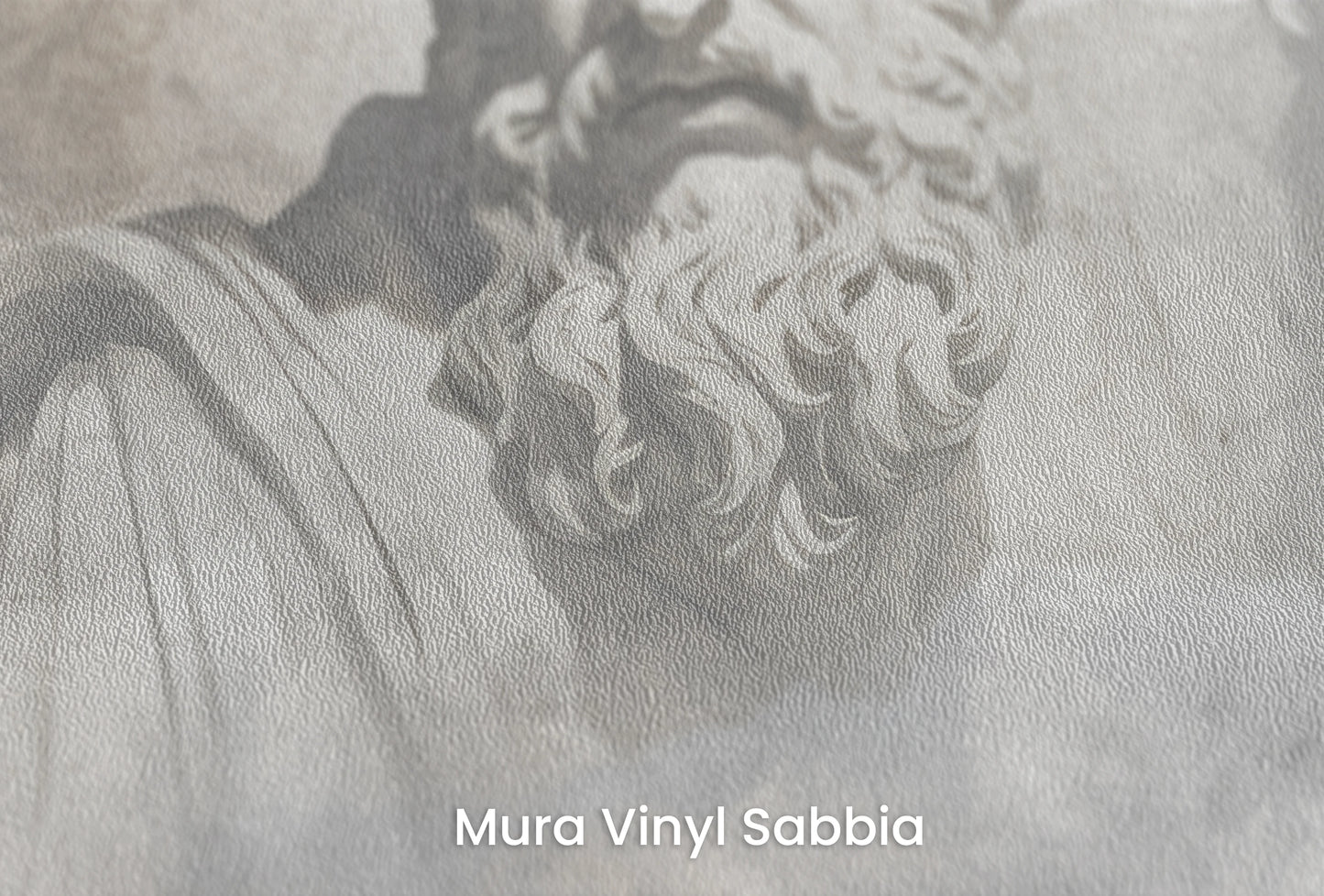 Zbliżenie na artystyczną fototapetę o nazwie Divine Whispers na podłożu Mura Vinyl Sabbia struktura grubego ziarna piasku.