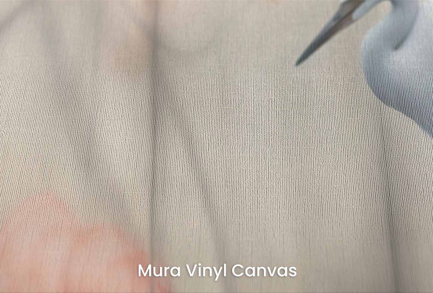 Zbliżenie na artystyczną fototapetę o nazwie Solitary Heron na podłożu Mura Vinyl Canvas - faktura naturalnego płótna.