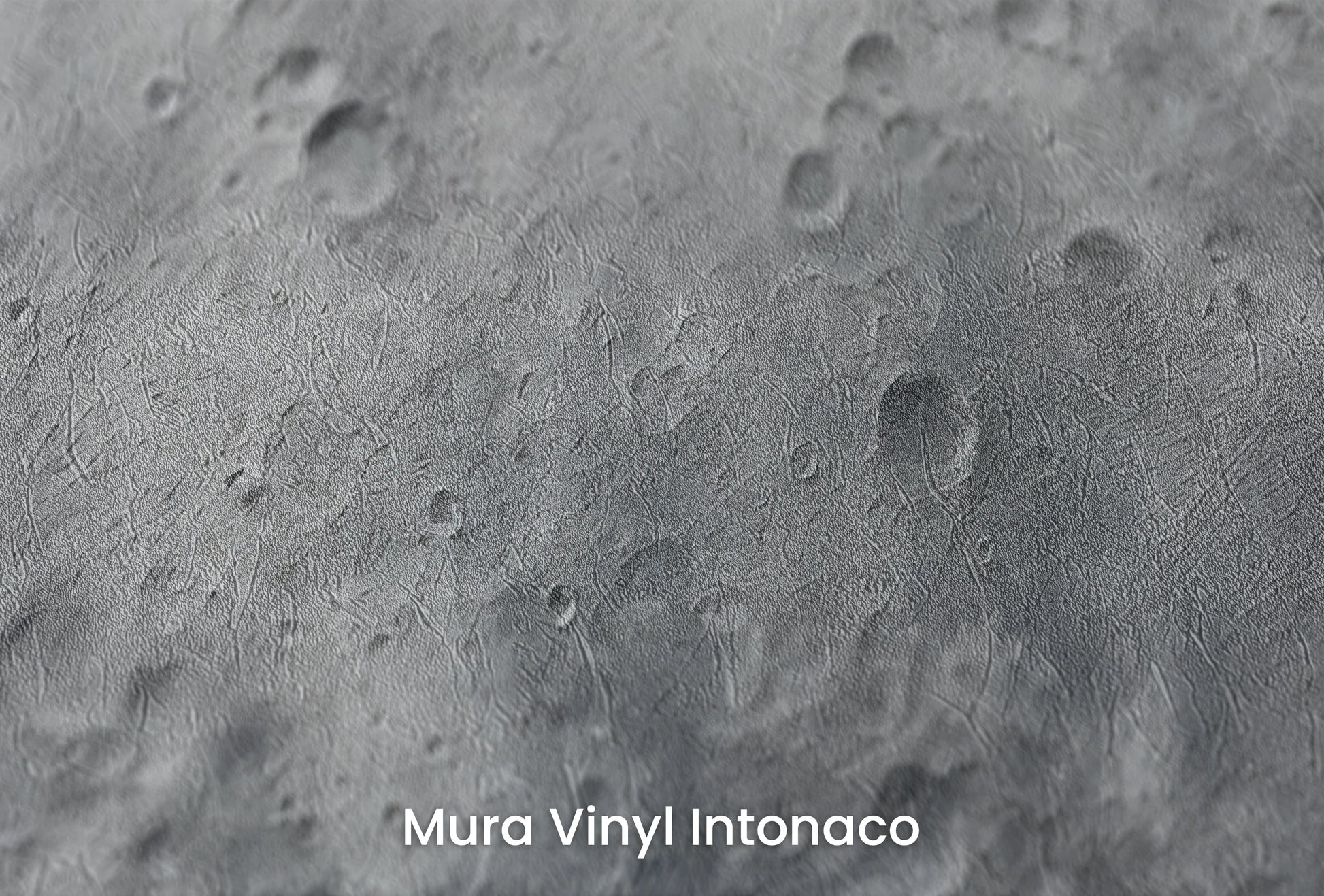 Zbliżenie na artystyczną fototapetę o nazwie Cosmic Blush na podłożu Mura Vinyl Intonaco - struktura tartego tynku.