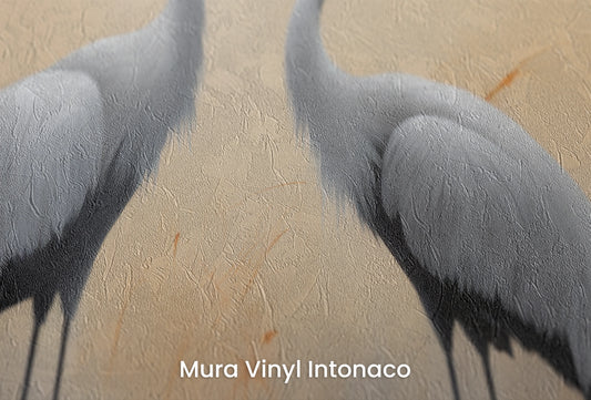 Zbliżenie na artystyczną fototapetę o nazwie Graceful Encounter na podłożu Mura Vinyl Intonaco - struktura tartego tynku.