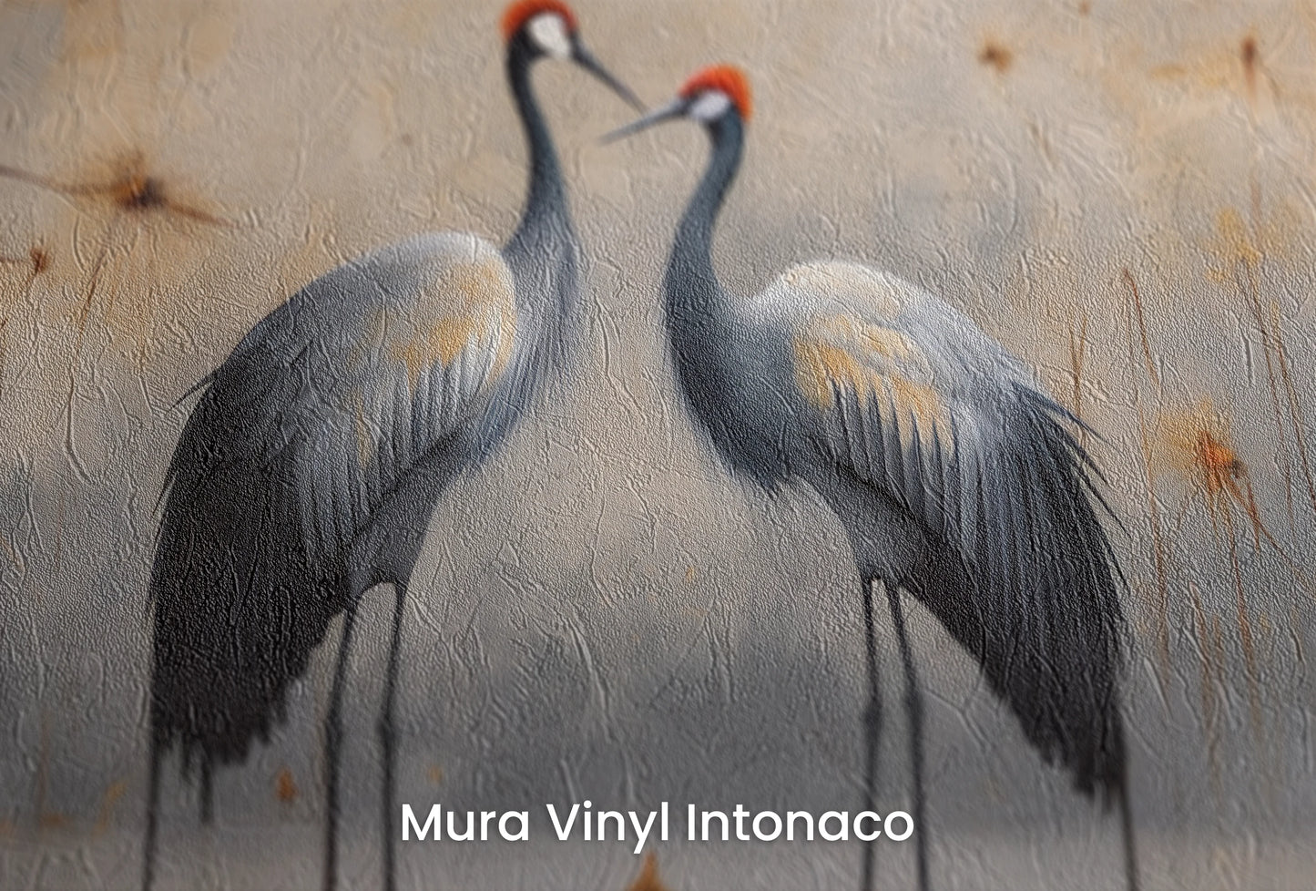 Zbliżenie na artystyczną fototapetę o nazwie Crimson Reflection na podłożu Mura Vinyl Intonaco - struktura tartego tynku.