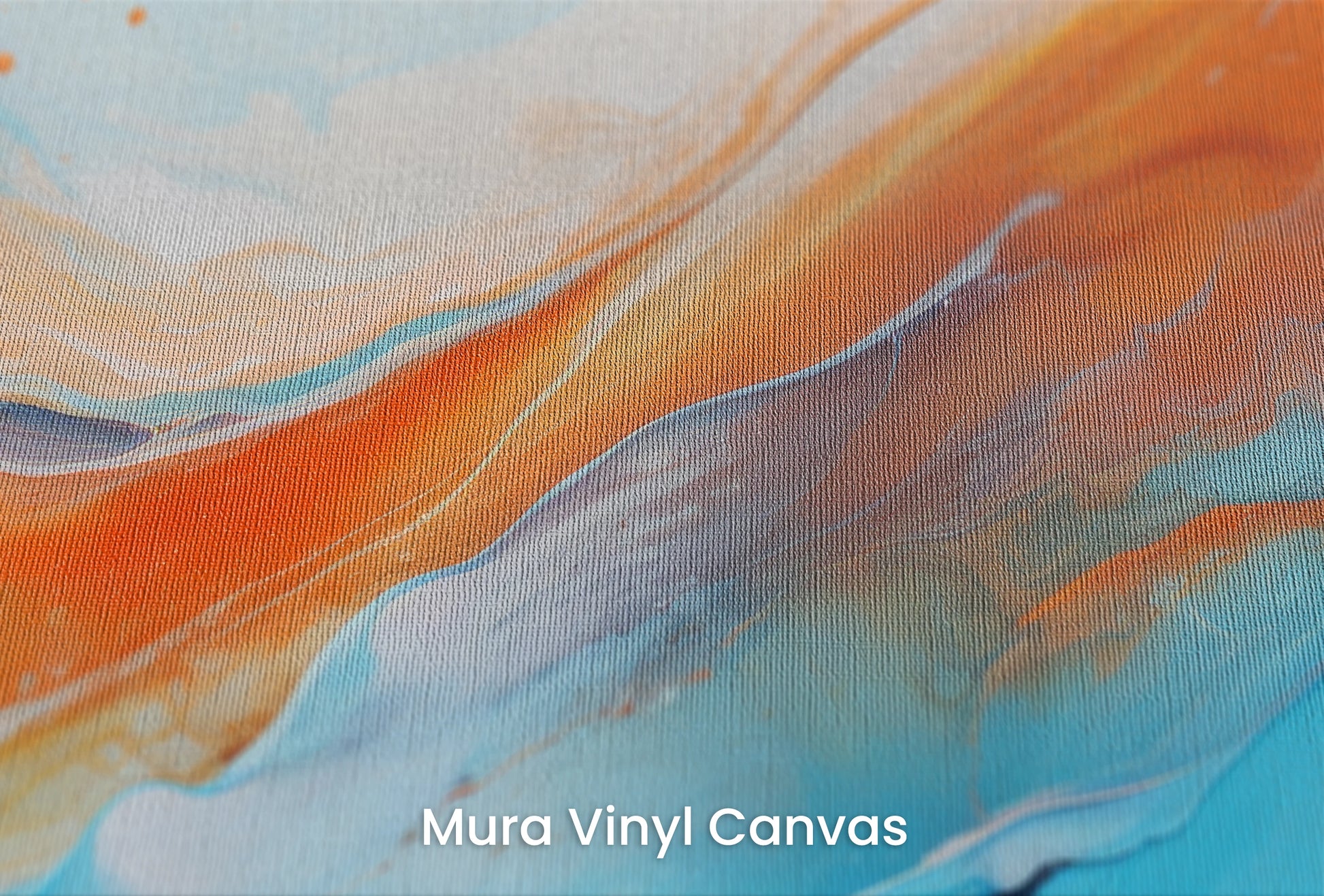 Zbliżenie na artystyczną fototapetę o nazwie Cratered Shadow na podłożu Mura Vinyl Canvas - faktura naturalnego płótna.