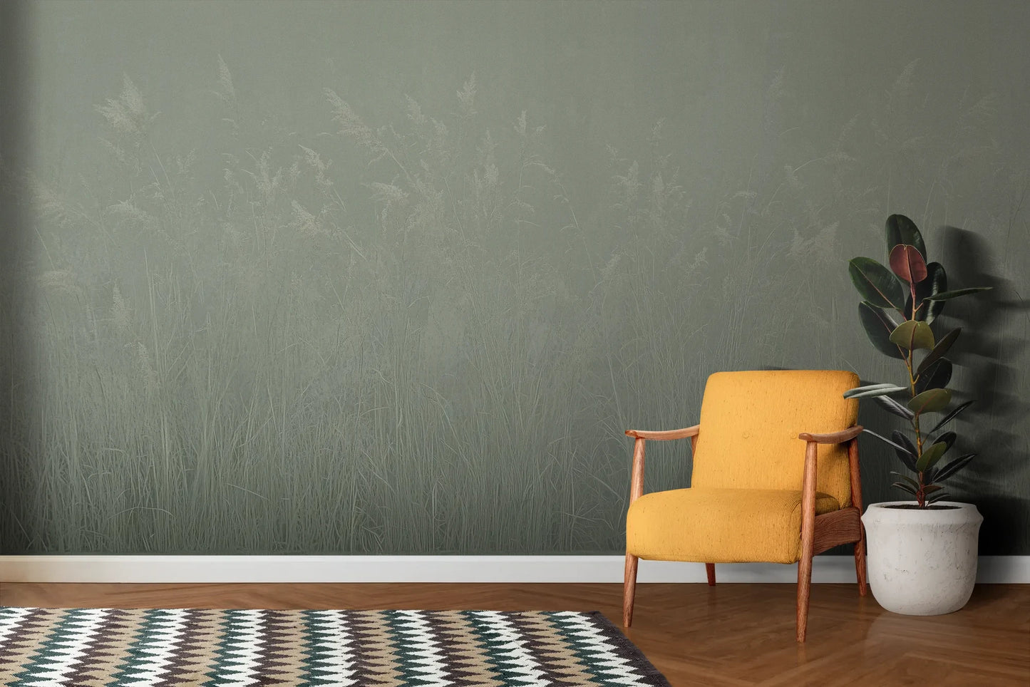 Wzór fototapety SILENT SHORE - tapeta z mglistą trawą w szarej tonacji pokazanej w aranżacji salonu.