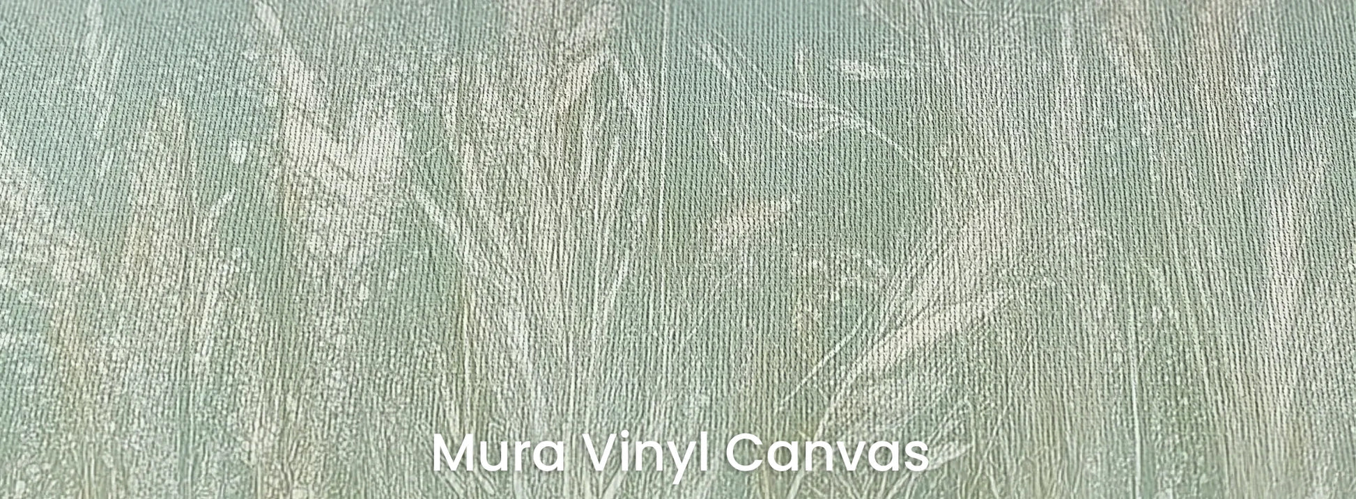 Zbliżenie na fototapetę REED VERSES - tapeta z delikatnymi trawami na miętowym tle na podłożu o fakturze płótna.