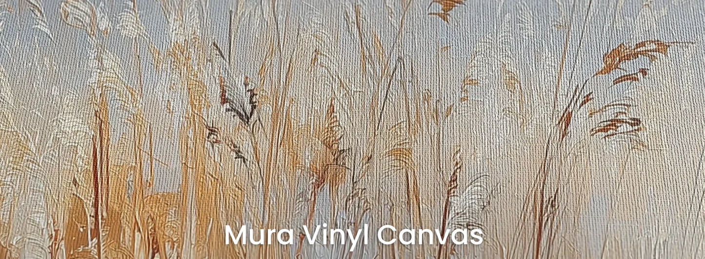 Zbliżenie na fototapetę RUSTIC SERENADE - tapeta z malarską impresją traw o zachodzie słońca na podłożu o fakturze płótna.