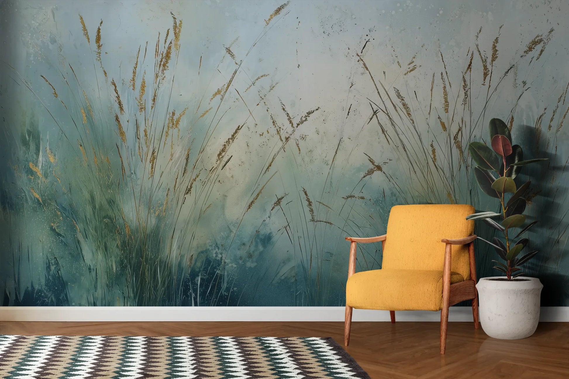 Wzór fototapety COASTAL WHISPERS - tapeta z mglistymi trawami w turkusowej poświacie pokazanej w aranżacji salonu.