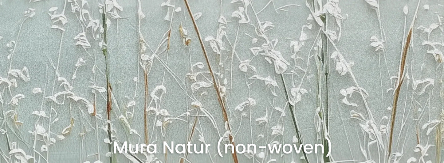 Zbliżenie na fototapetę DEWDROP MEADOW - tapeta z rosistymi trawami o świcie na naturalnym podłożu ekologicznym.