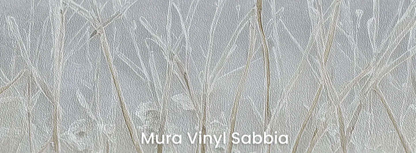 Zbliżenie na fototapetę SILVER SOLITUDE - tapeta z zimowym pejzażem traw na podłożu o strukturze ziarna piasku.