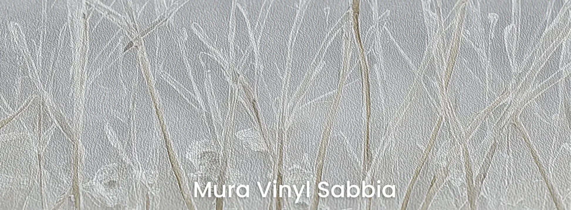 Zbliżenie na fototapetę SILVER SOLITUDE - tapeta z zimowym pejzażem traw na podłożu o strukturze ziarna piasku.