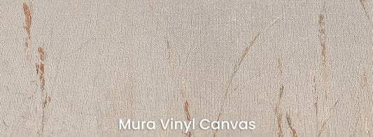 Zbliżenie na fototapetę VELVET HAZE - tapeta z mglistymi trawami o świcie na podłożu o fakturze płótna.