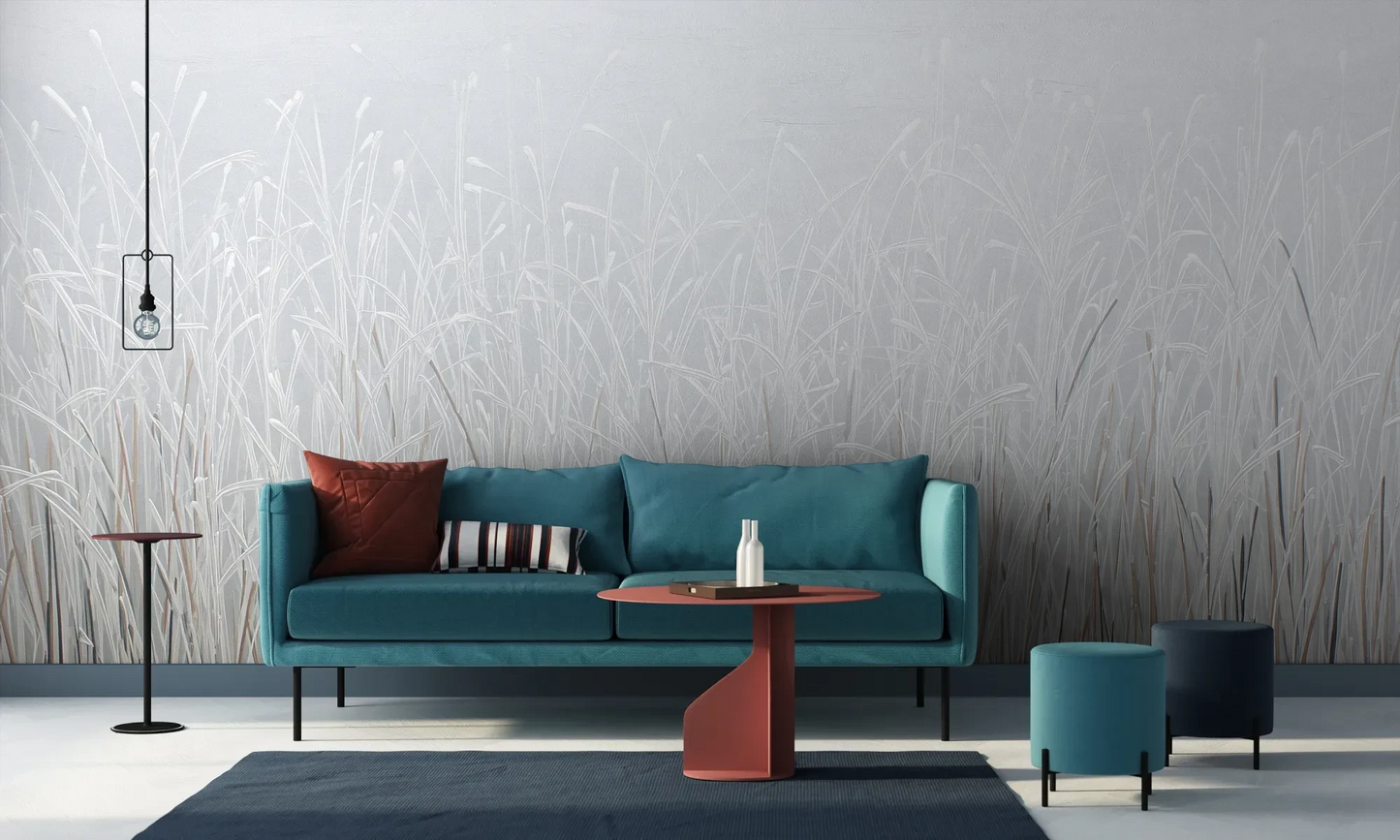 Wzór fototapety FROSTBOUND SERENITY - tapeta z zimowymi trawami w szarej mgle pokazanej w aranżacji salonu.