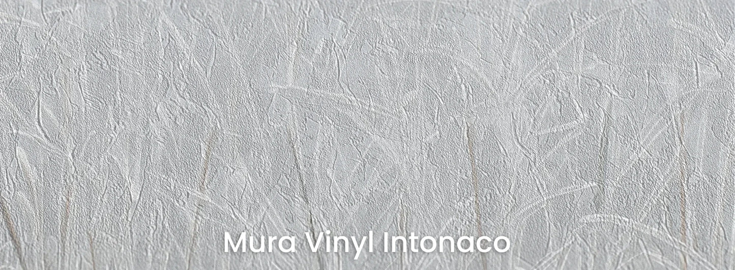 Zbliżenie na fototapetę FROSTBOUND SERENITY - tapeta z zimowymi trawami w szarej mgle na podłożu o strukturze tartego tynku.