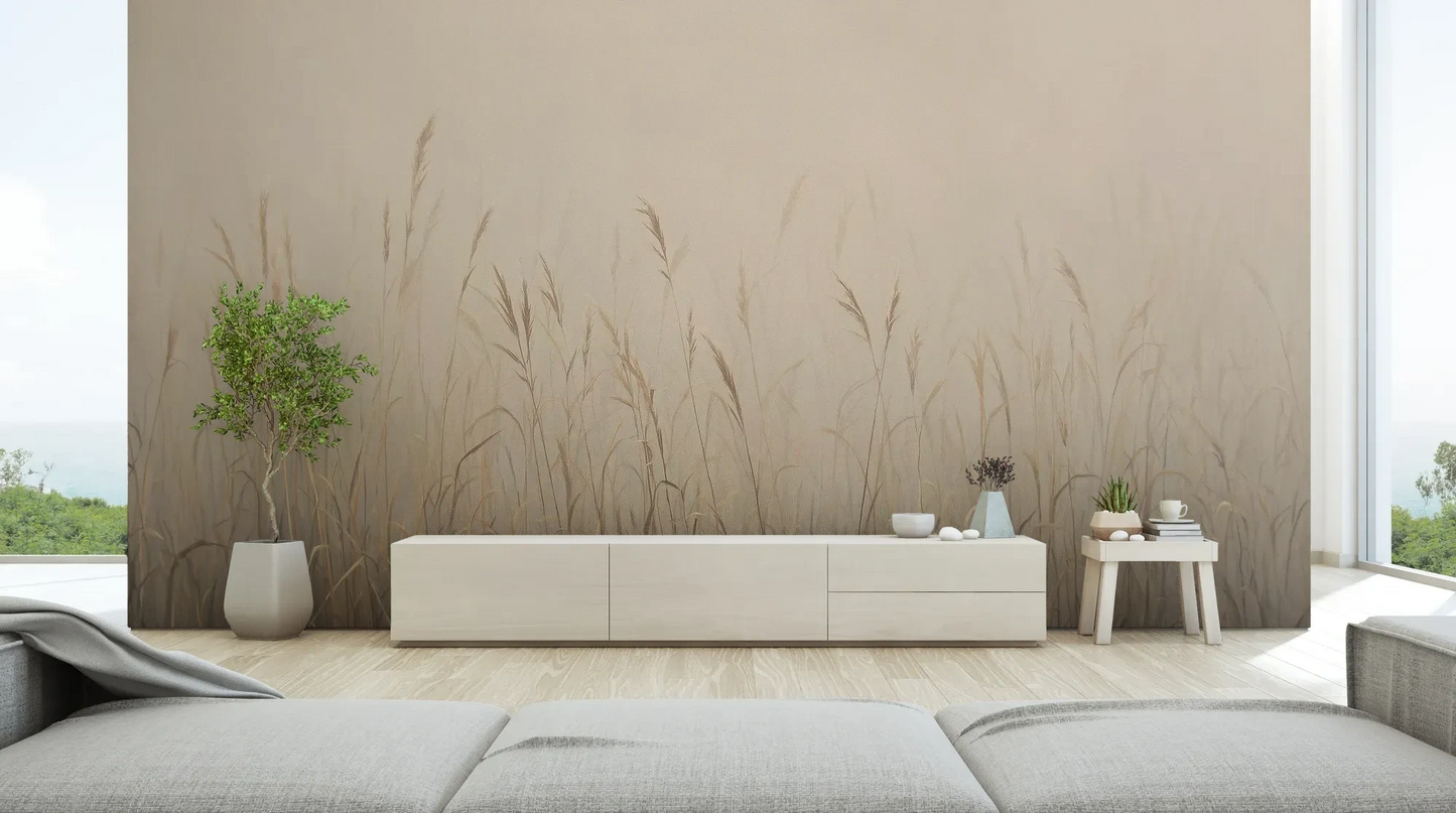 Wzór fototapety MISTY SILENCE - tapeta z mglistymi trawami o świcie pokazanej w aranżacji salonu.