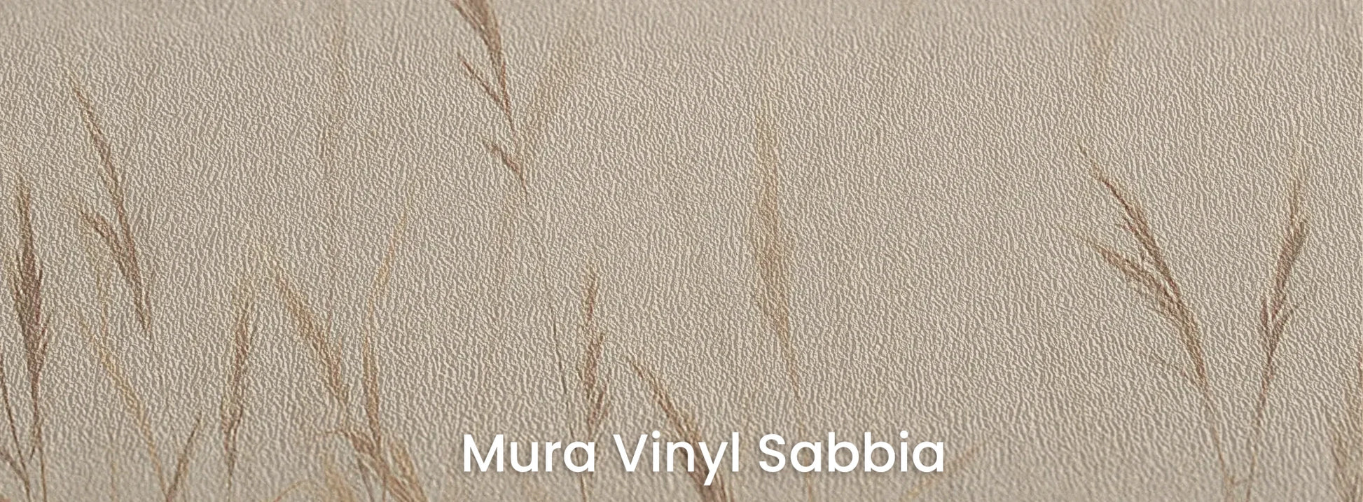 Zbliżenie na fototapetę MISTY SILENCE - tapeta z mglistymi trawami o świcie na podłożu o strukturze ziarna piasku.