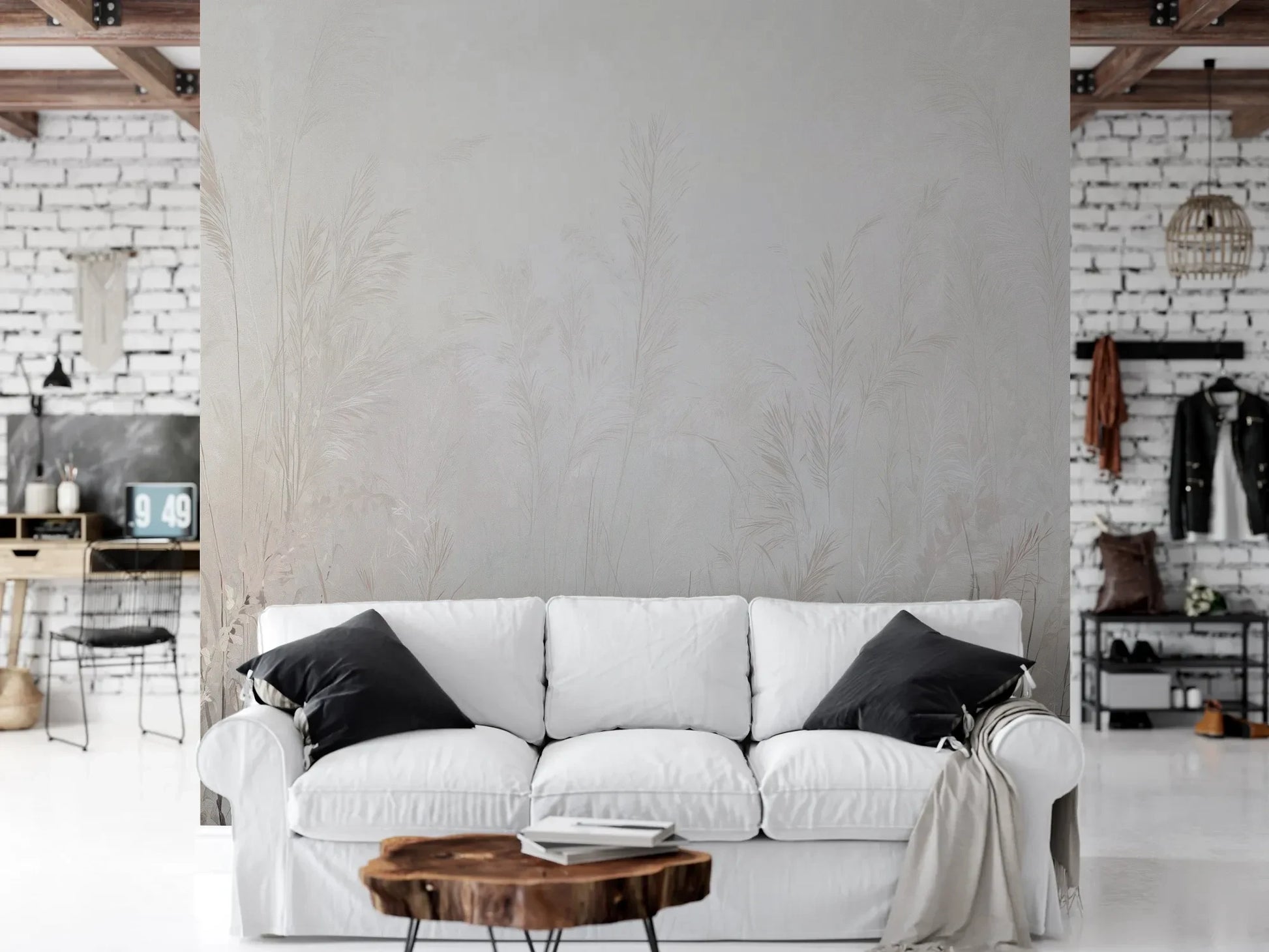 Wzór fototapety LUMINOUS REEDS - tapeta z mglistymi trawami w jasnej tonacji pokazanej w aranżacji salonu.