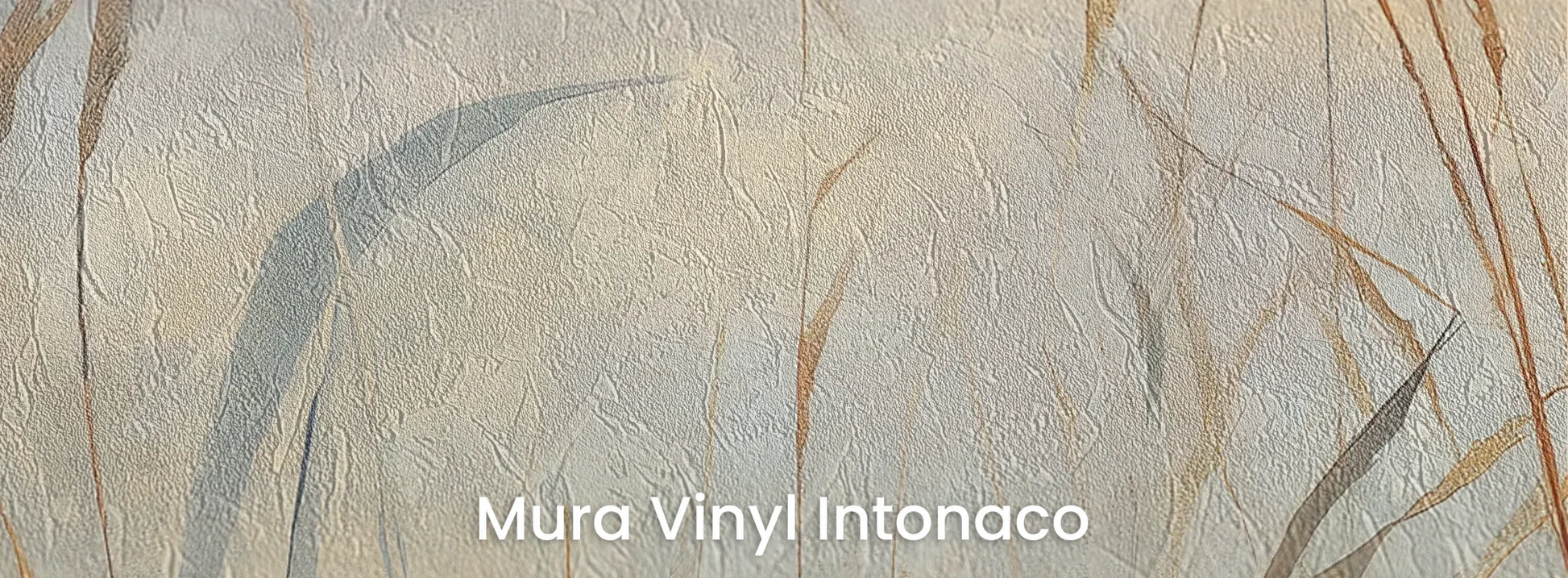 Zbliżenie na fototapetę FOGGY EMBRACE - tapeta z mglistymi trawami o świcie na podłożu o strukturze tartego tynku.