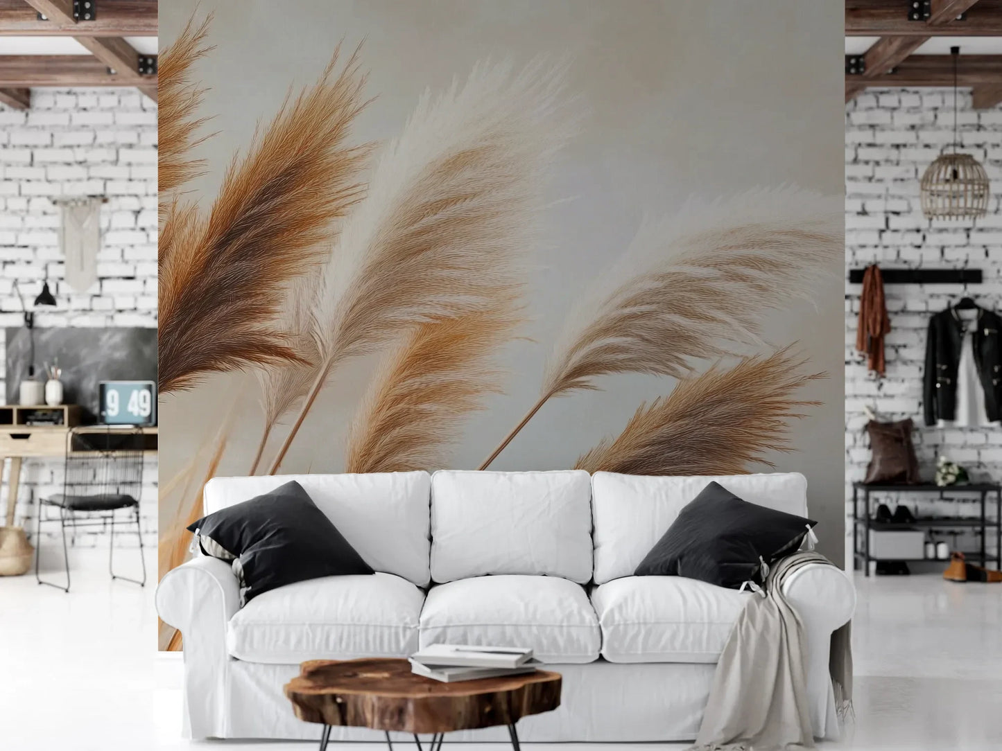 Wzór fototapety PAMPAS DREAMS - tapeta z beżowymi trawami pampasowymi pokazanej w aranżacji salonu.