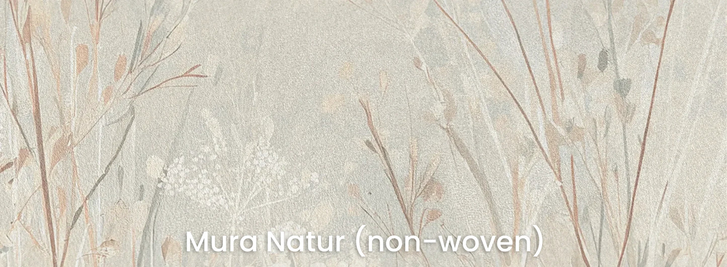 Zbliżenie na fototapetę PEARL WHISPERS - tapeta z delikatną trawą w pastelowych odcieniach na naturalnym podłożu ekologicznym.