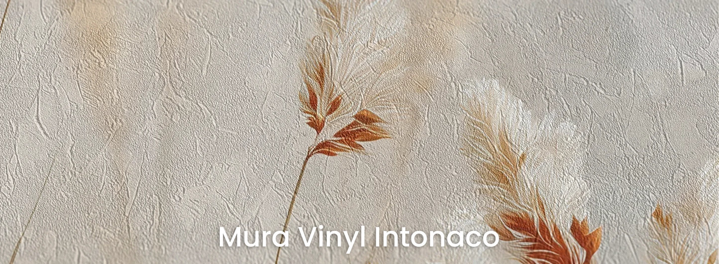 Zbliżenie na fototapetę WINDSWEPT POETRY - tapeta z delikatnymi źdźbłami traw w kremowej tonacji na podłożu o strukturze tartego tynku.