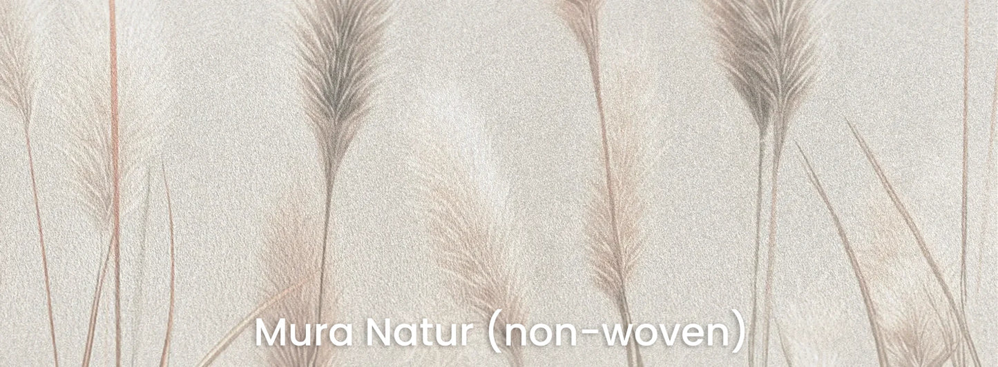 Zbliżenie na fototapetę EARTHEN POETRY - tapeta z mglistymi trawami w kremowej tonacji na naturalnym podłożu ekologicznym.