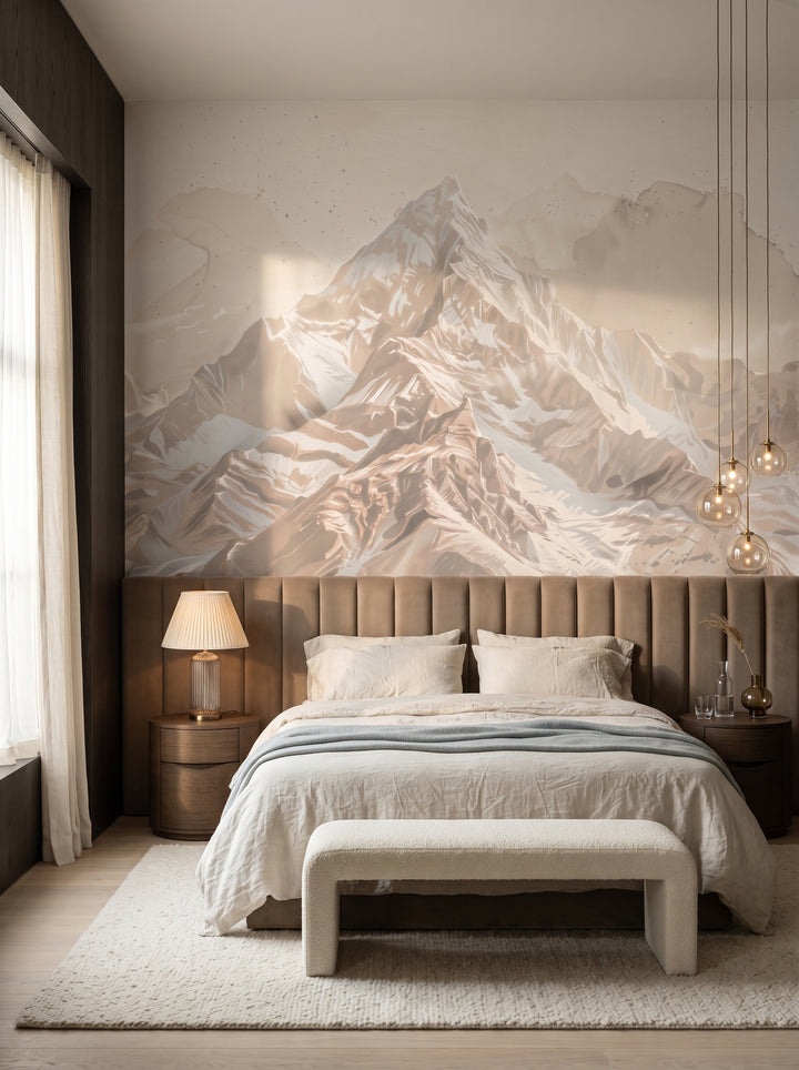 Fototapeta artystyczna o nazwie Blue Mountain Majesty w aranżacji wnętrza: apartament w pięciogwiazdkowym hotelu górskim w stylu quiet luxury.