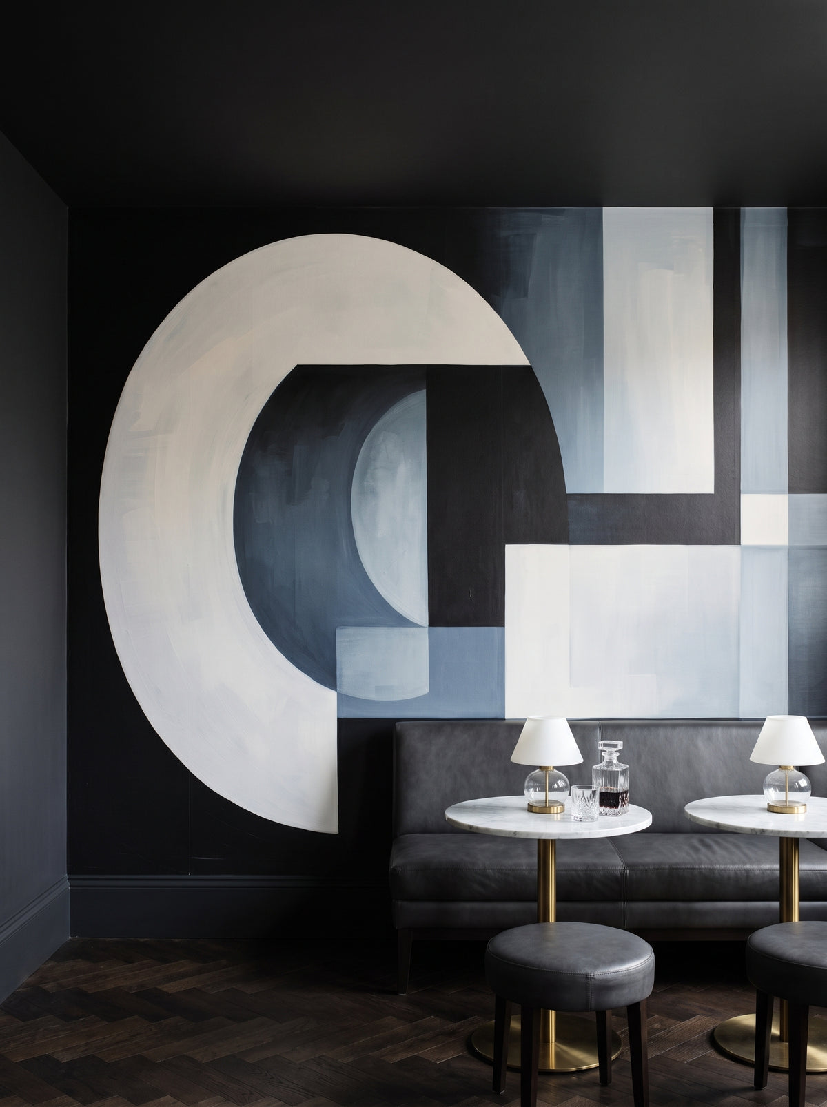 Fototapeta artystyczna o nazwie Circular Shades w aranżacji wnętrza: bar w butikowym hotelu.