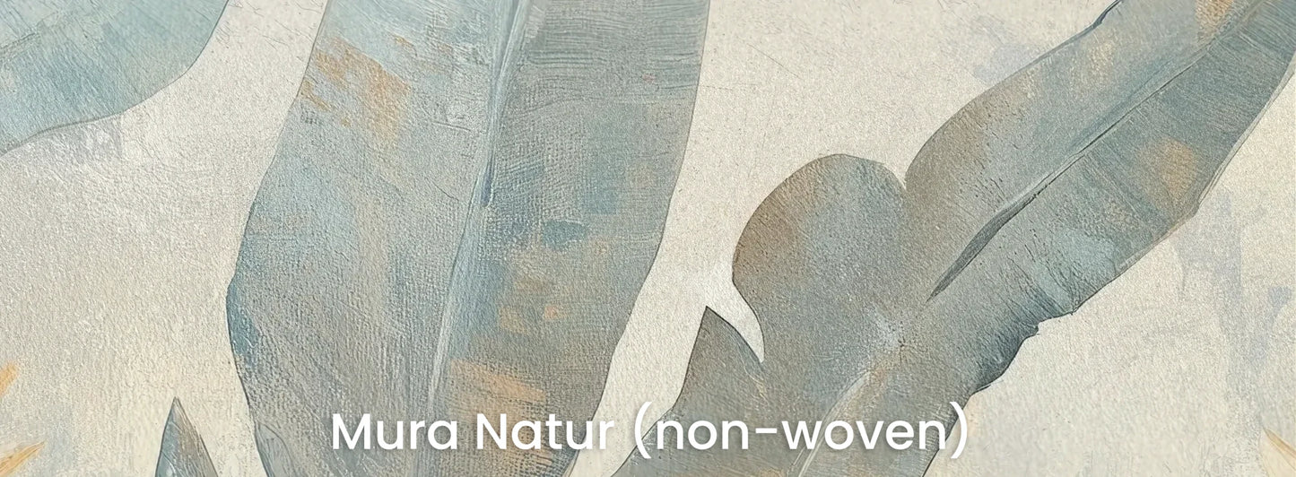 Zbliżenie na fototapetę BLUE SAGE MELODY - tapeta z tropikalnymi liśćmi w akwarelowej poświacie na naturalnym podłożu ekologicznym.