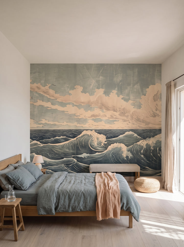 Fototapeta artystyczna o nazwie Cloudy Sea Harmony w aranżacji wnętrza: sypialnia w nadmorskiej rezydencji.