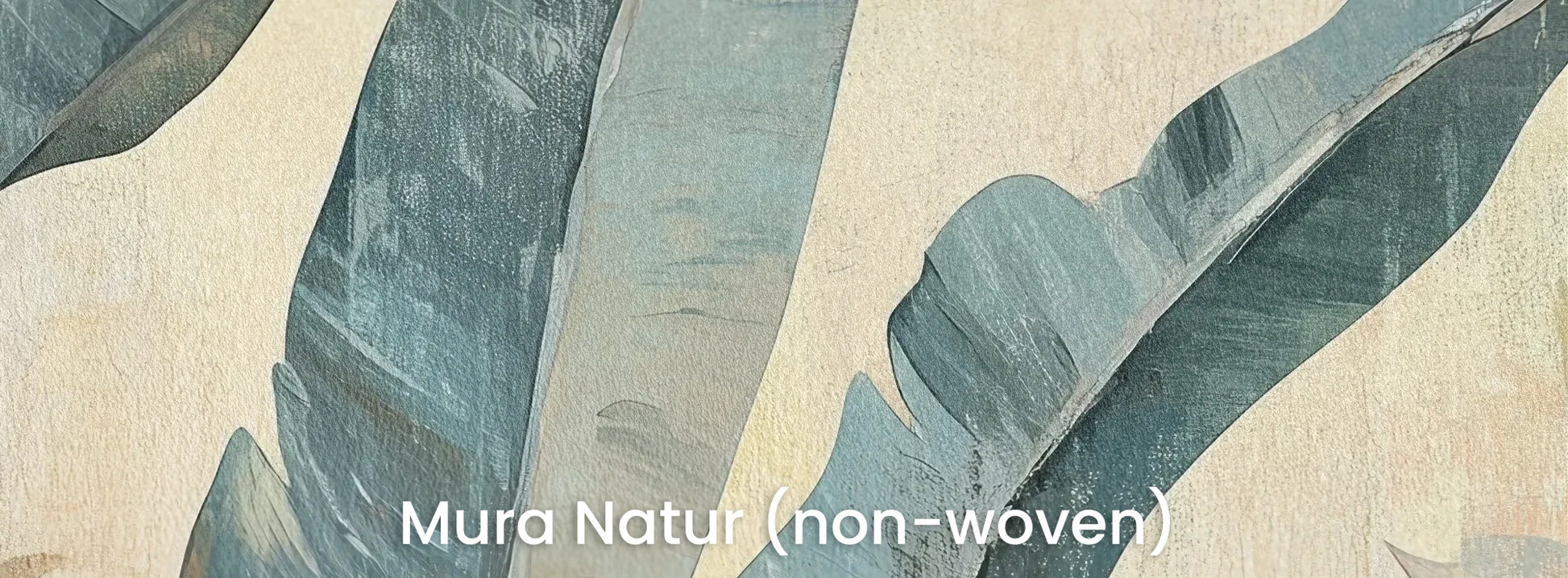 Zbliżenie na fototapetę AZURE CANOPY - tapeta z tropikalnymi liśćmi w stonowanych błękitach na naturalnym podłożu ekologicznym.