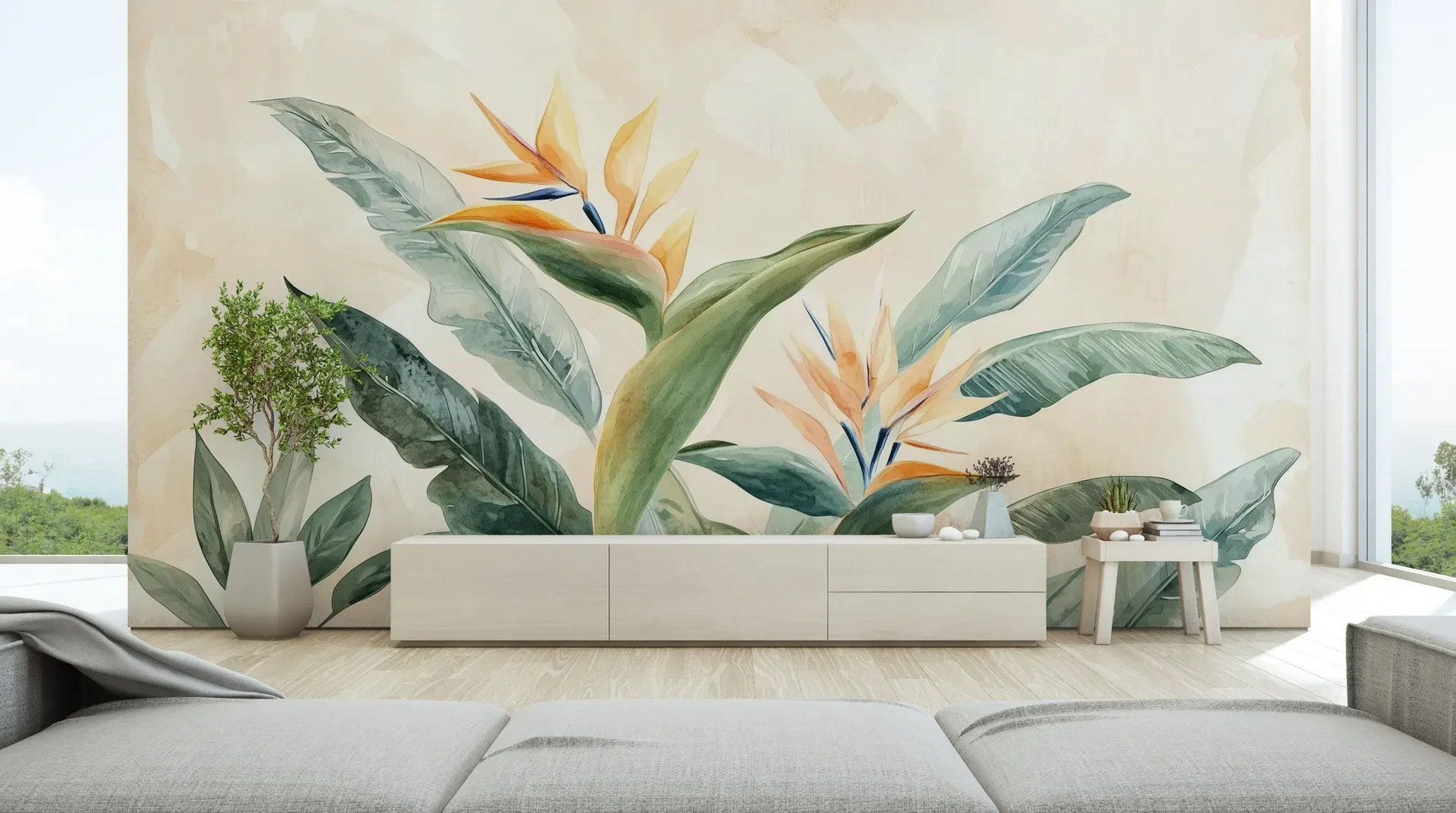 Wzór fototapety STRELITZIA OASIS - tapeta z tropikalnymi kwiatami rajskiego ptaka pokazanej w aranżacji salonu.