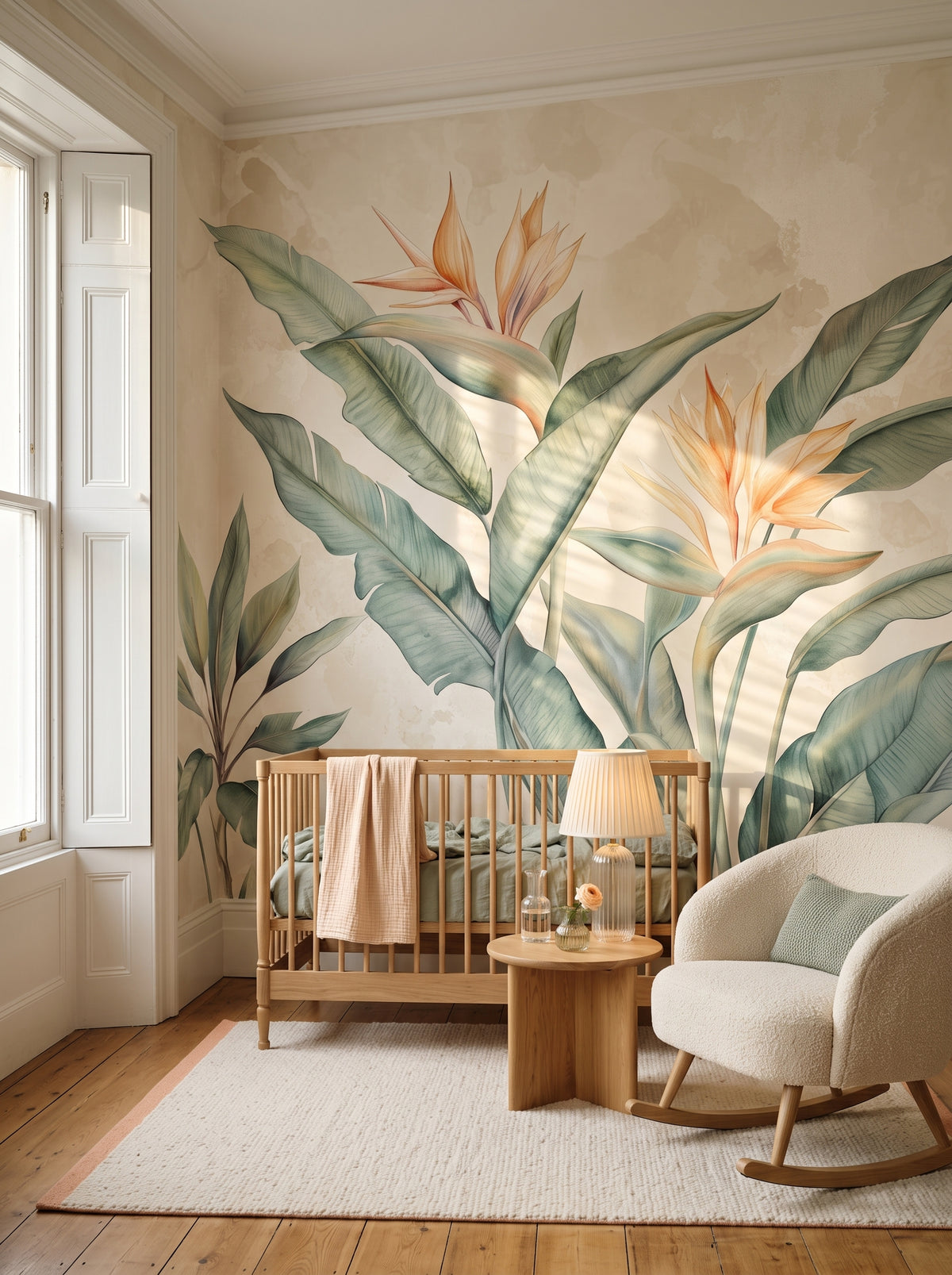 Fototapeta artystyczna o nazwie STRELITZIA MELODY w aranżacji wnętrza: pokój dziecięcy w eleganckiej kamienicy.