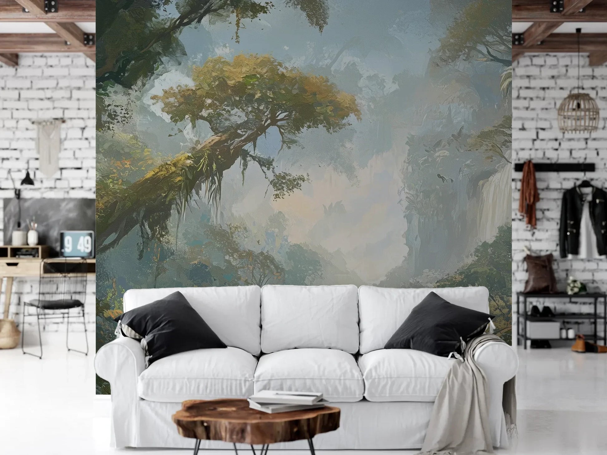 Wzór fototapety RAINFOREST DAWN - tapeta z tropikalnym krajobrazem w porannej mgle pokazanej w aranżacji salonu.
