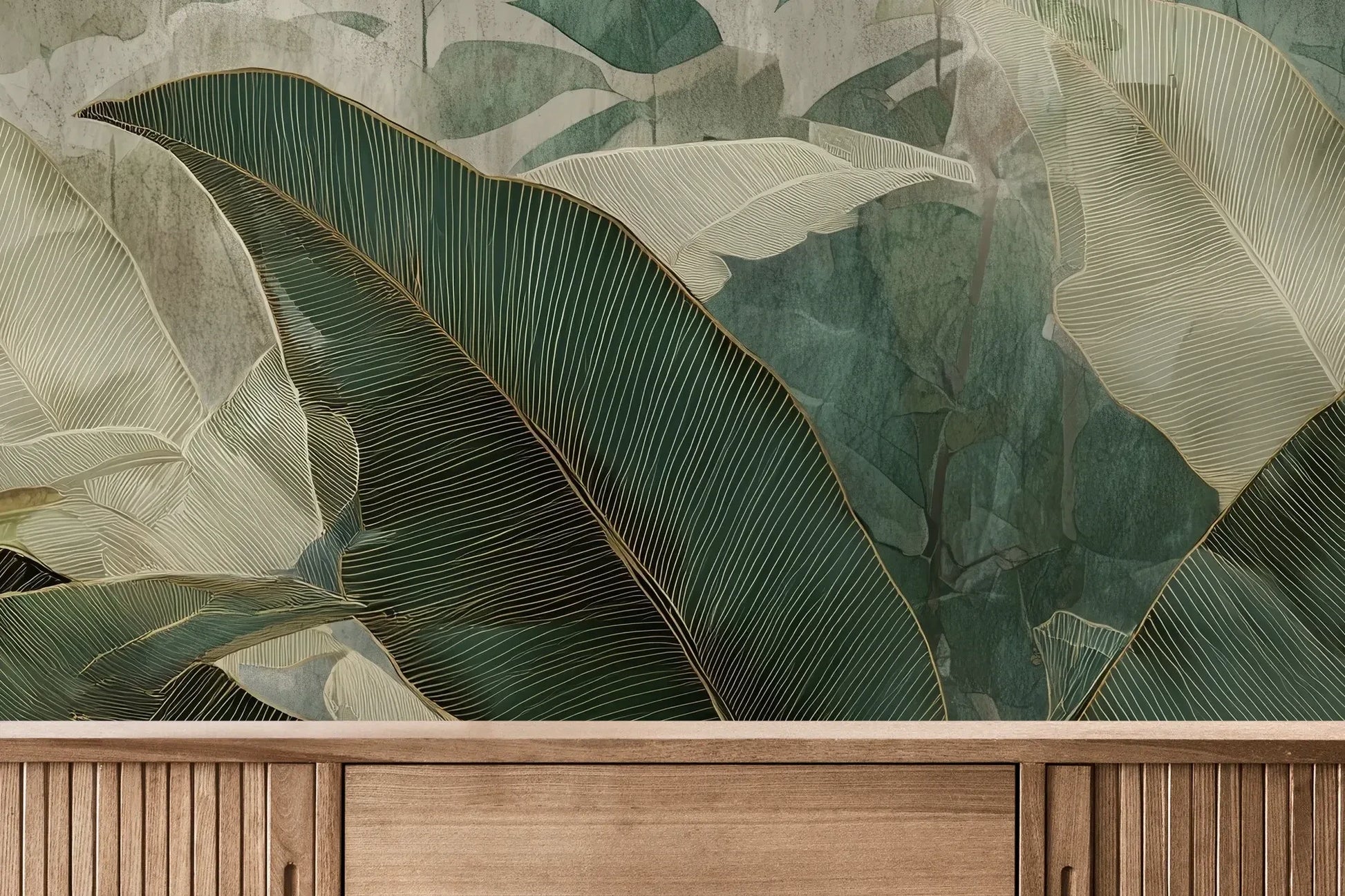 Fototapeta TROPICAL ESSENCE - tapeta z egzotycznymi liśćmi bananowca pokazana w aranżacji wnętrza z akcentem na ścianie.