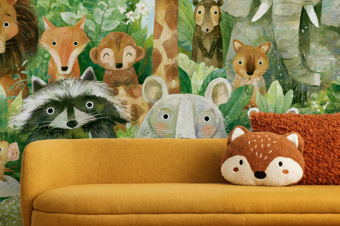 GREEN PARADE - tapeta ze zwierzętami wśród paproci — CHILDREN'S ROOM - CLOSE UP ON THE PATTERN