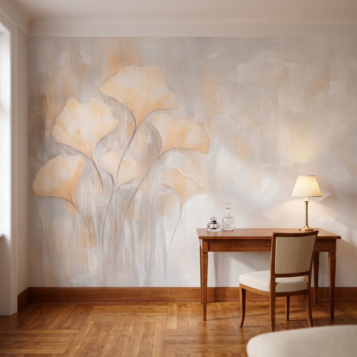 CHAMOIS POSY nell'ambientazione di un ufficio in casa in un appartamento di Vienna: davanti alla parete una scrivania in ciliegio e una sedia crema