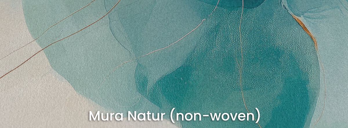 FLOATING ANEMONES na podłożu Mura Natur: płatek i cienkie złote nitki na matowej włókninie