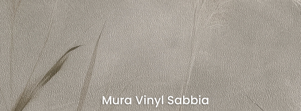 PLUME CHORUS na podłożu Mura Vinyl Sabbia – ziarnista faktura