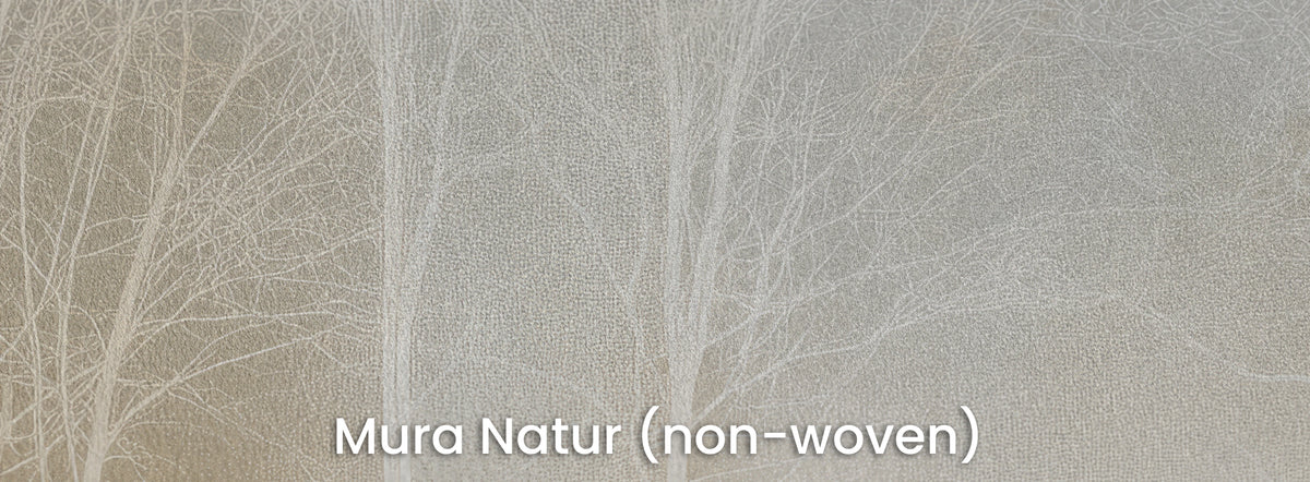 PROCESSION sur le support Mura Natur – intissé mat sous la rangée d'arbres brumeuse