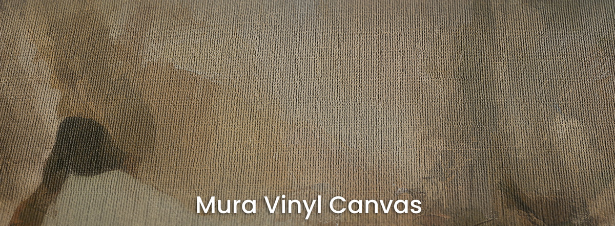 QUIET SENTINEL en el soporte Mura Vinyl Canvas: beige y marrón del pelaje sobre la textura de lienzo natural