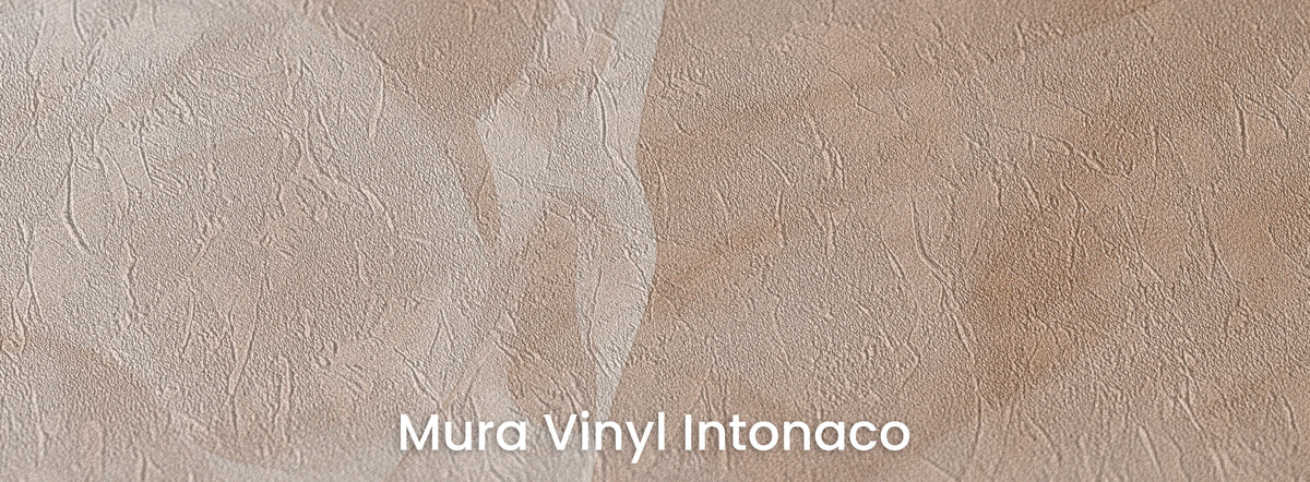 ROSEWATER RUN na podłożu Mura Vinyl Intonaco – różowe tło na fakturze tartego tynku