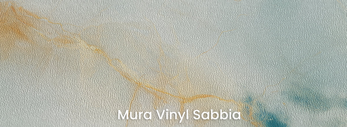SAFFRON THREAD en el soporte Mura Vinyl Sabbia – veta de azafrán sobre marcada textura de grano grueso de arena